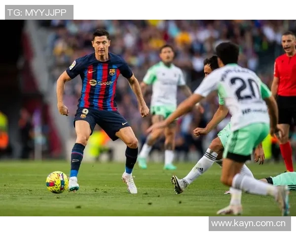 梅西连场破门，助力巴萨重回西甲榜首