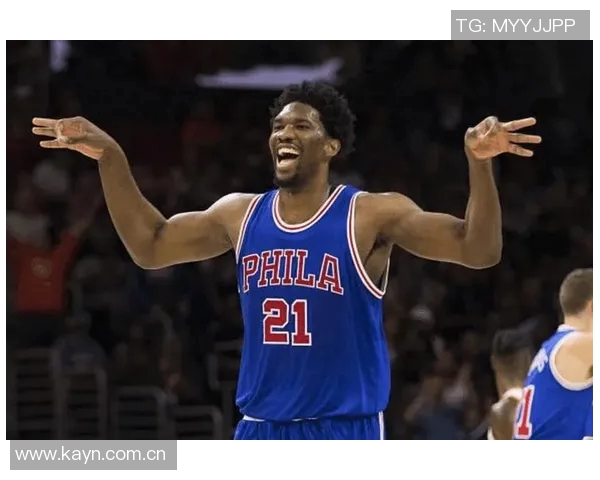 泰伦-霍顿-塔克拉出伤病阴影，76人补强后场实力更上一层楼