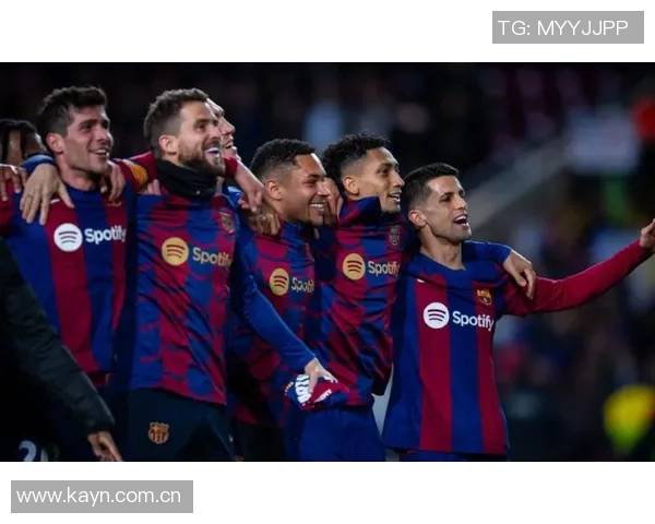 皇家社会逼平巴萨，西甲榜首之争更加激烈！